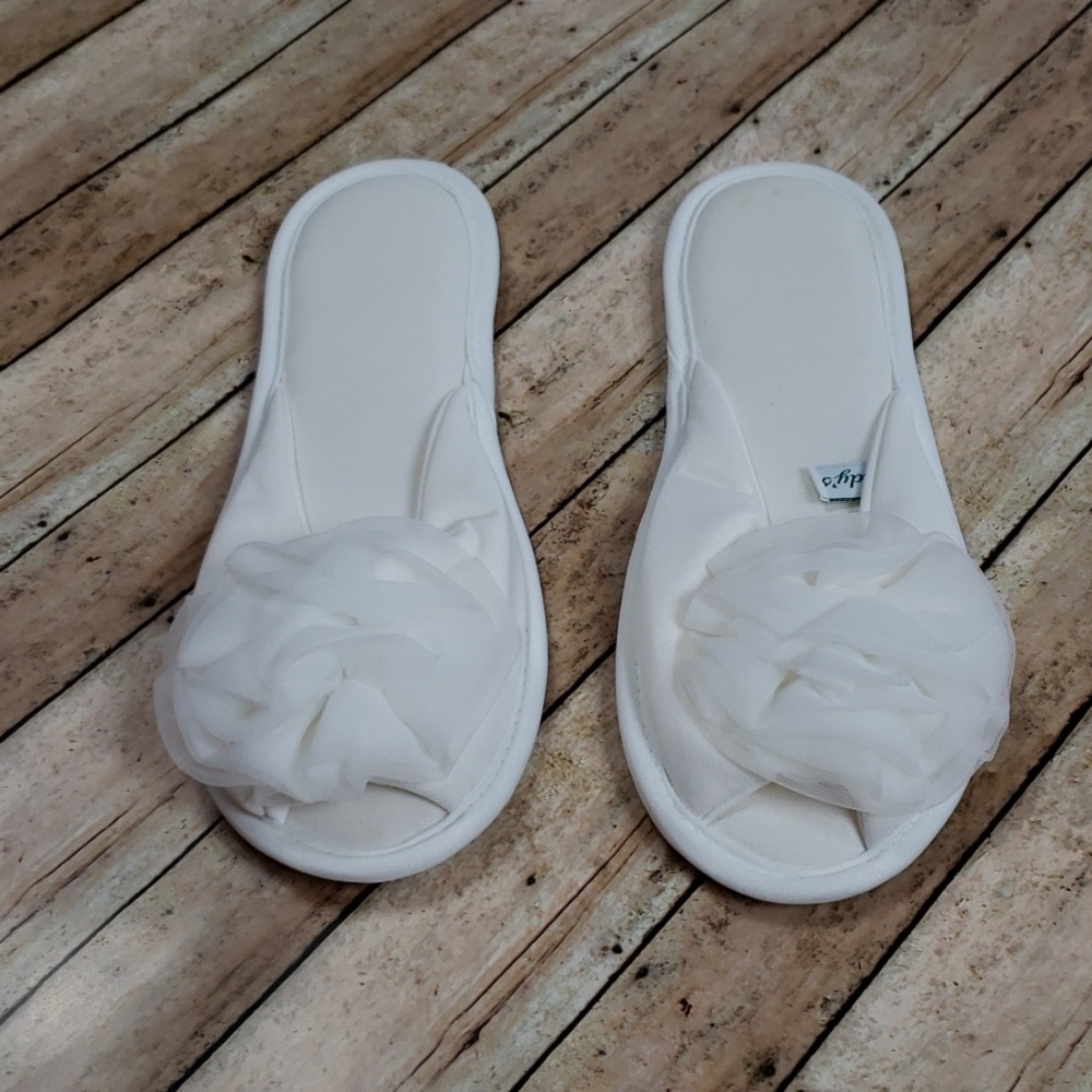 Vintage 1960s Slippers